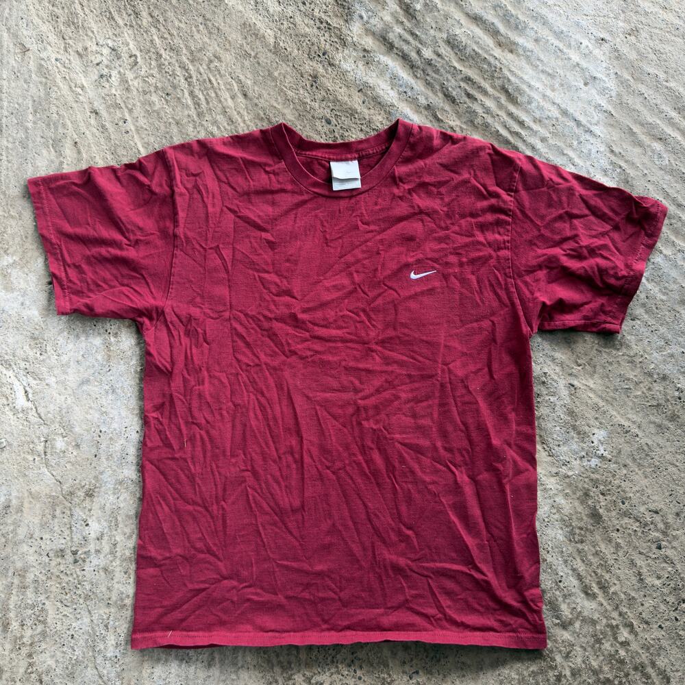 Vintage 00s Nike Shirt Red Y2K Blank Logo Swoosh Men's Large Essential Tee